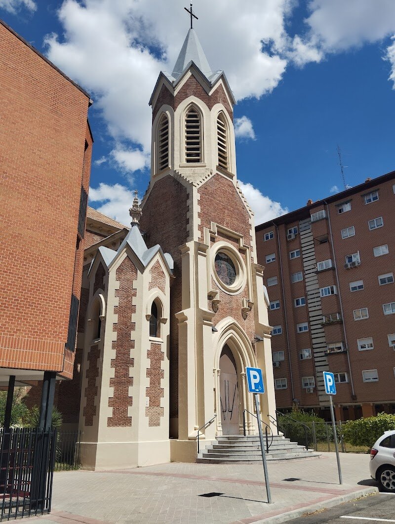 Parroquia San Juan Bautista - # Parroquia de Santiago y San Juan Bautista: Madrid's Hidden Spiritual Gem Tucked just 200 meters from the majestic Almudena Cathedral, the Royal Church of Saint James and Saint John the Baptist stands as Madrid's oldest Jacobean temple and a remarkable testament to resilience and faith. This 19th-century marvel was rebuilt after the original medieval church was demolished during José Bonaparte's urban redesign of Plaza de Oriente. The church captivates visitors with its elegant neoclassical architecture, featuring distinctive Tuscan pilasters, a striking central dome, and intricate details like scallop shells and crosses of the Order of Santiago adorning its lower windows. Step inside to discover a treasure trove of religious art, including a magnificent baptism of Christ and stunning baroque sculptures from the Andalusian school. What truly sets this church apart is its spiritual significance for pilgrims. Each year, over 10,000 travelers receive their Camino de Santiago credentials here, making it an ideal starting point for this sacred journey. Whether you're a history enthusiast, art lover, or spiritual seeker, this hidden sanctuary offers an authentic glimpse into Madrid's rich religious heritage and architectural evolution.
